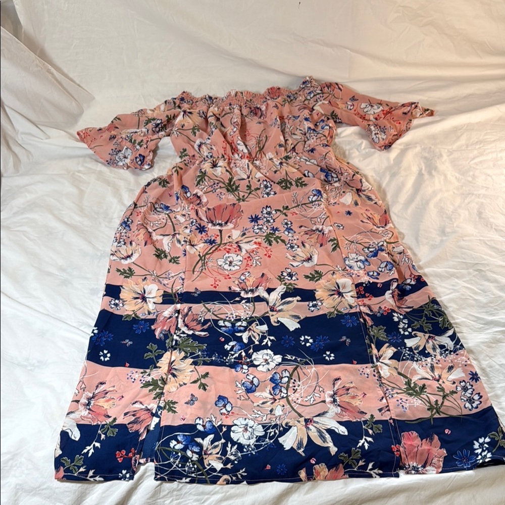 Westport Floral Woman’s Dress in Pink and Navy - Picture 2 of 10